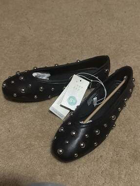 Women's Sammie Studded Ballet Flats w/ Memory Foam Insole Black Size 8.5 NWT
S1